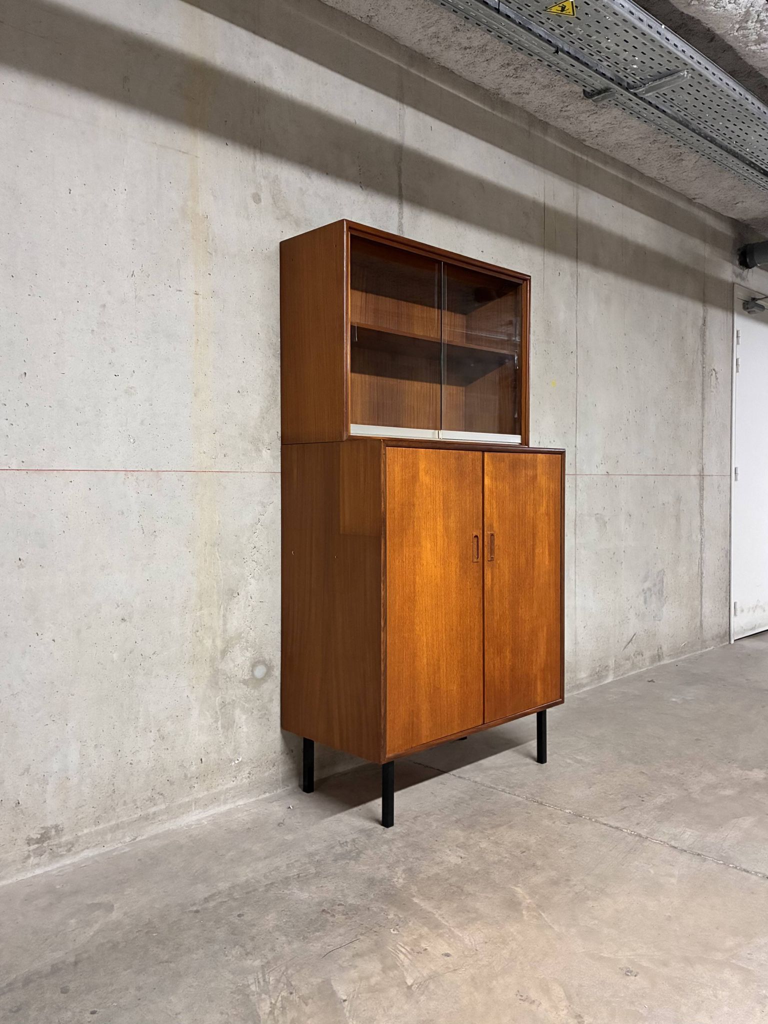 Teak display cabinet Formula Meubelen Kempkes vintage 1960s