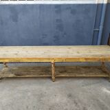 Unscrepit fir drapery craft table 3m