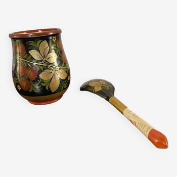 Russian wooden vase and spoon