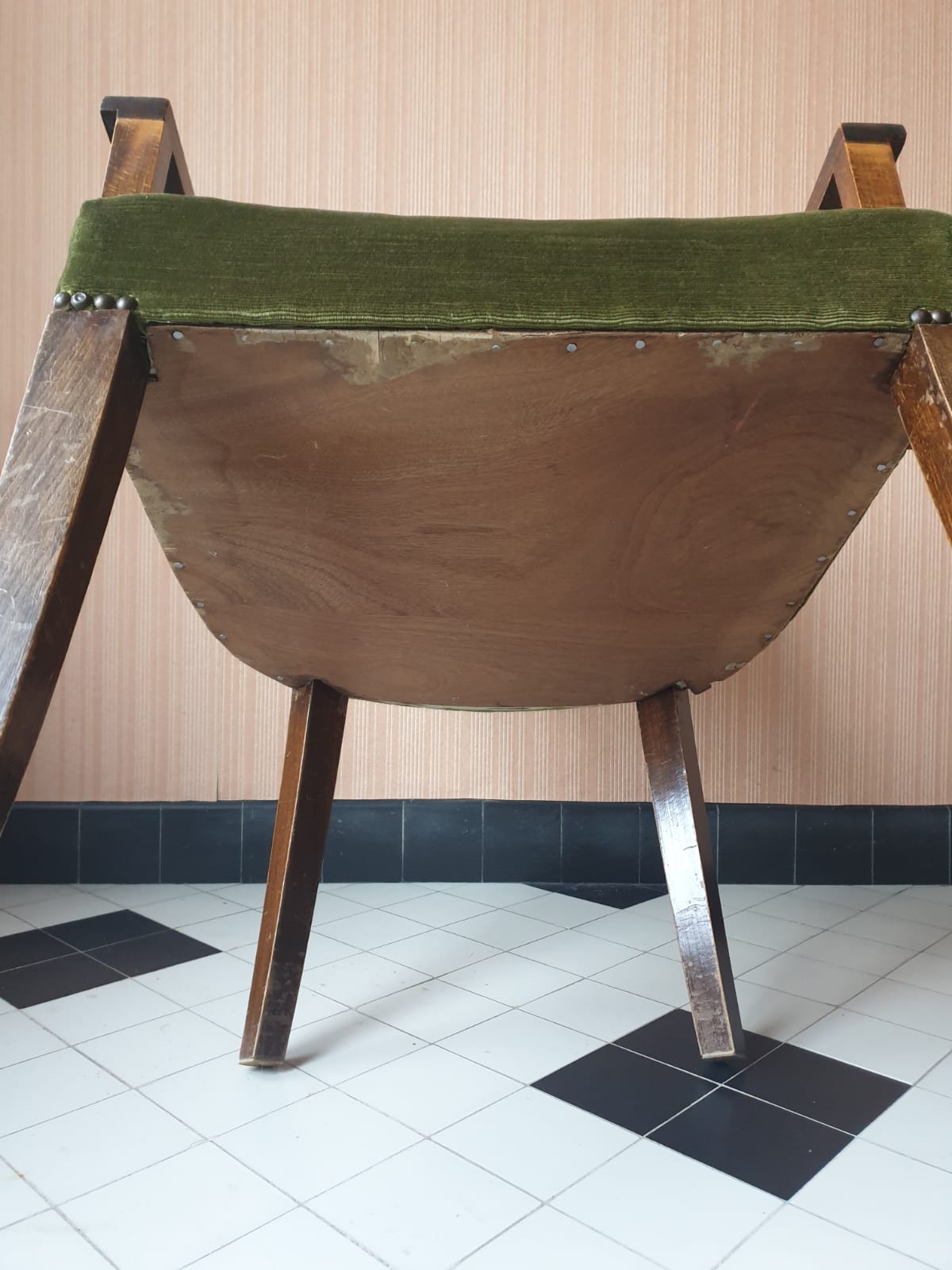 Pair of bridges in green velvet and dark wood