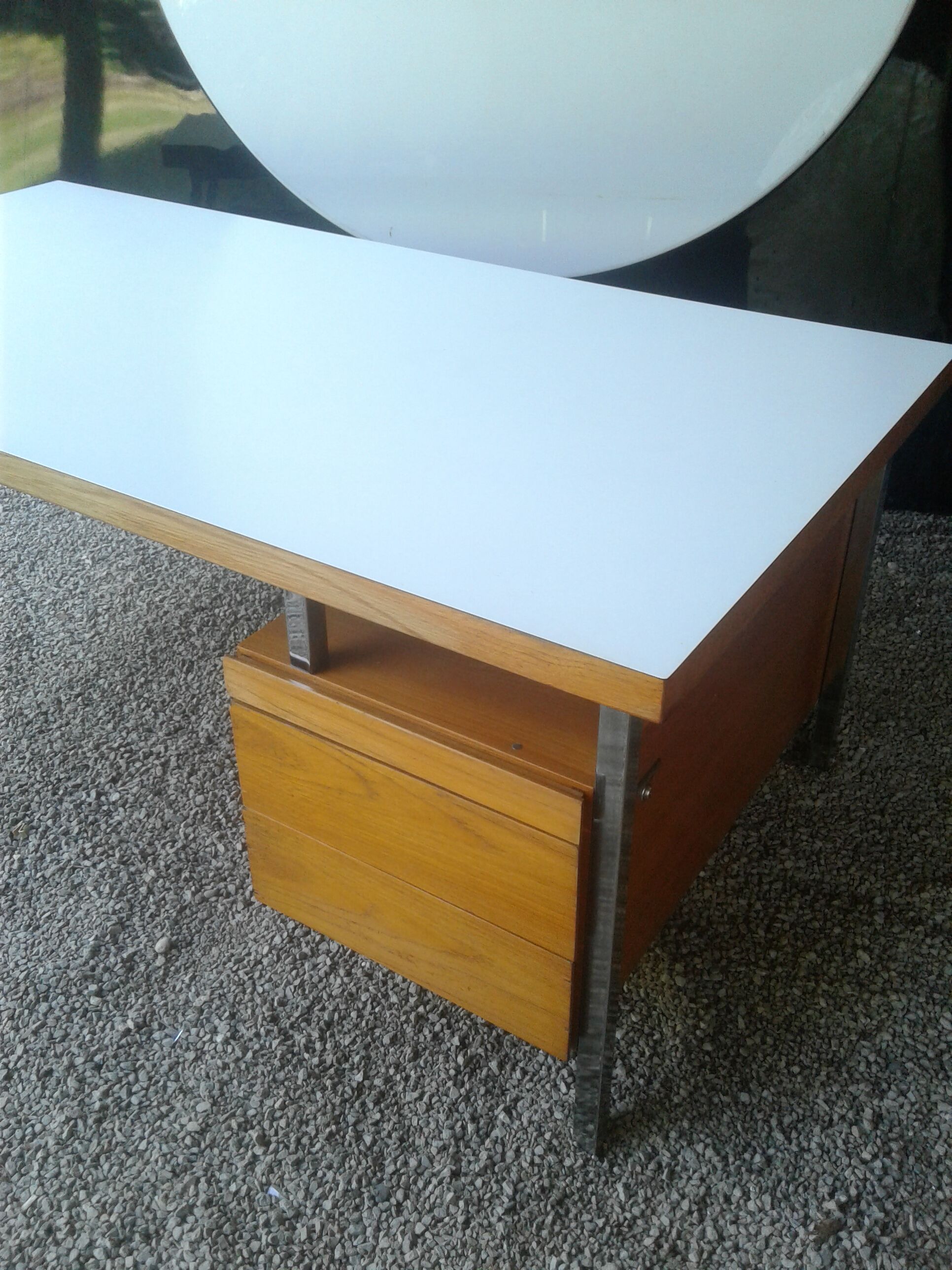 Georges Frydman EFA desk