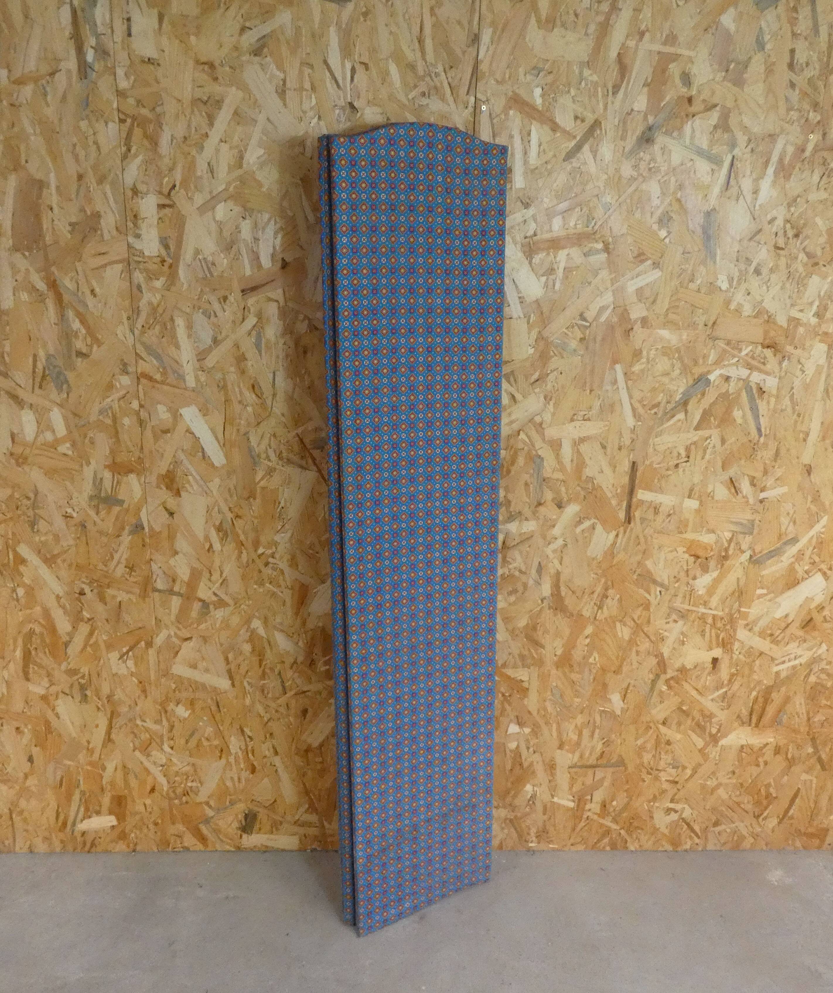 Vintage fabric screen