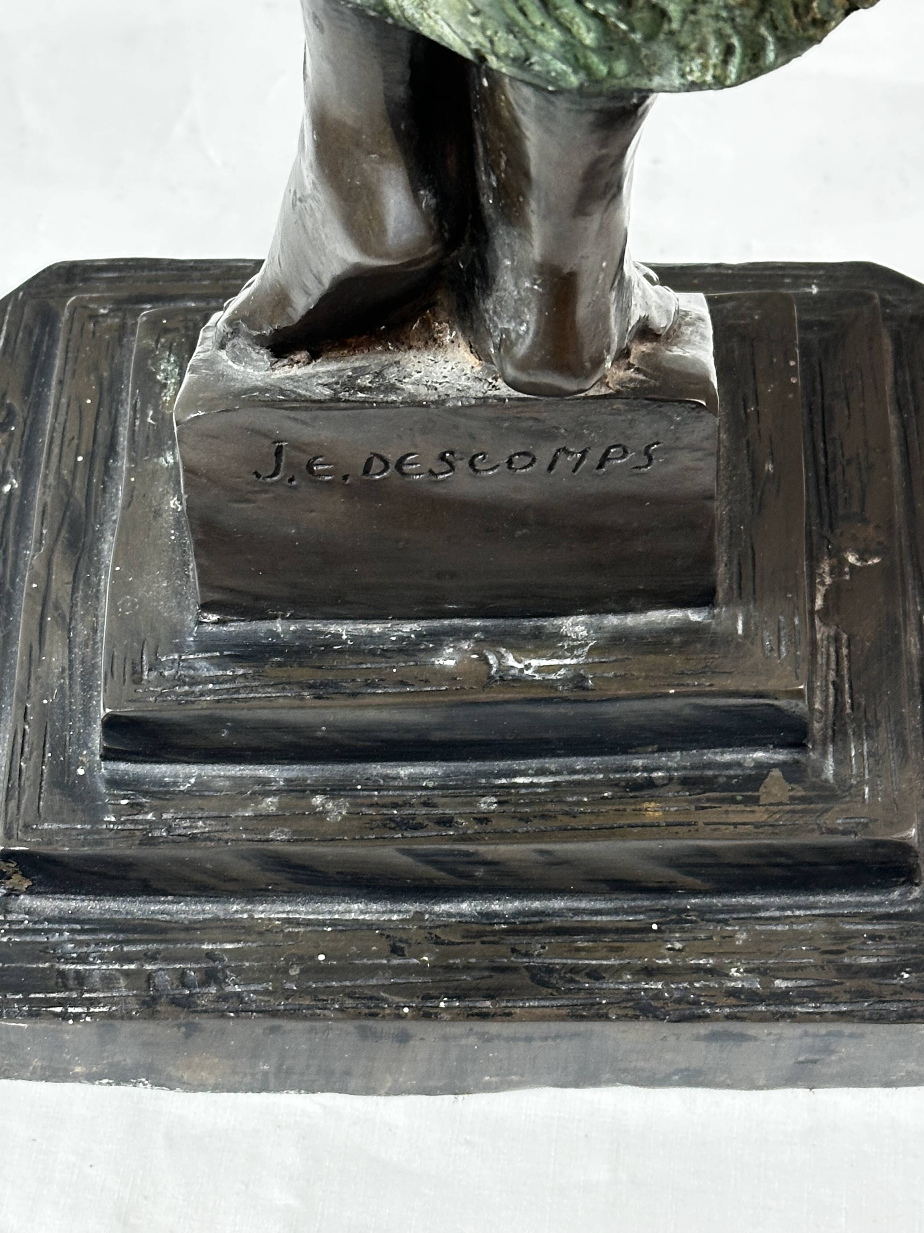 Sculpture art deco