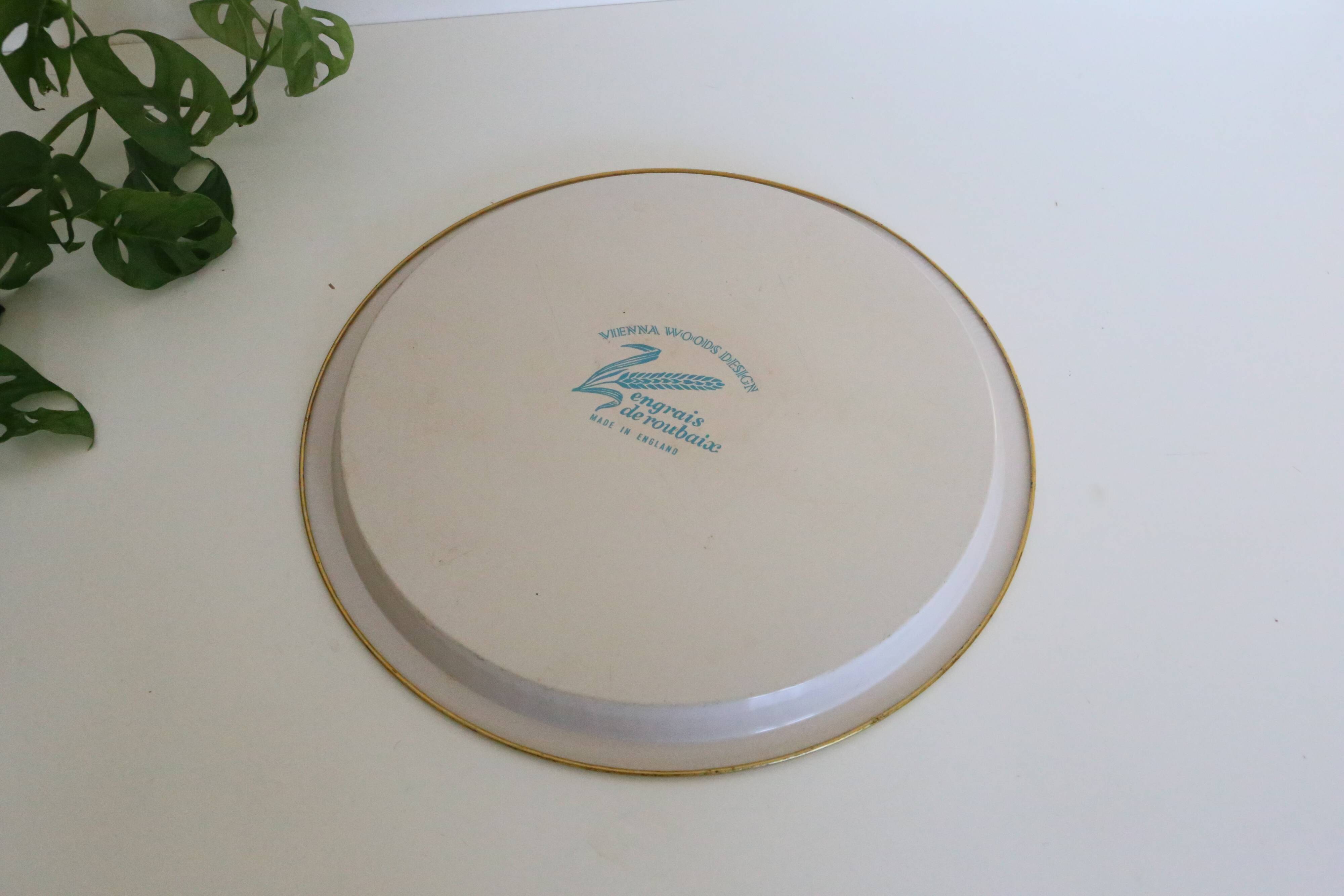 Round metal top, brown parameciums, made in France, vintage