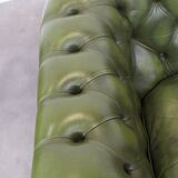 Canapé chesterfield 2,5 places en cuir de vache vert