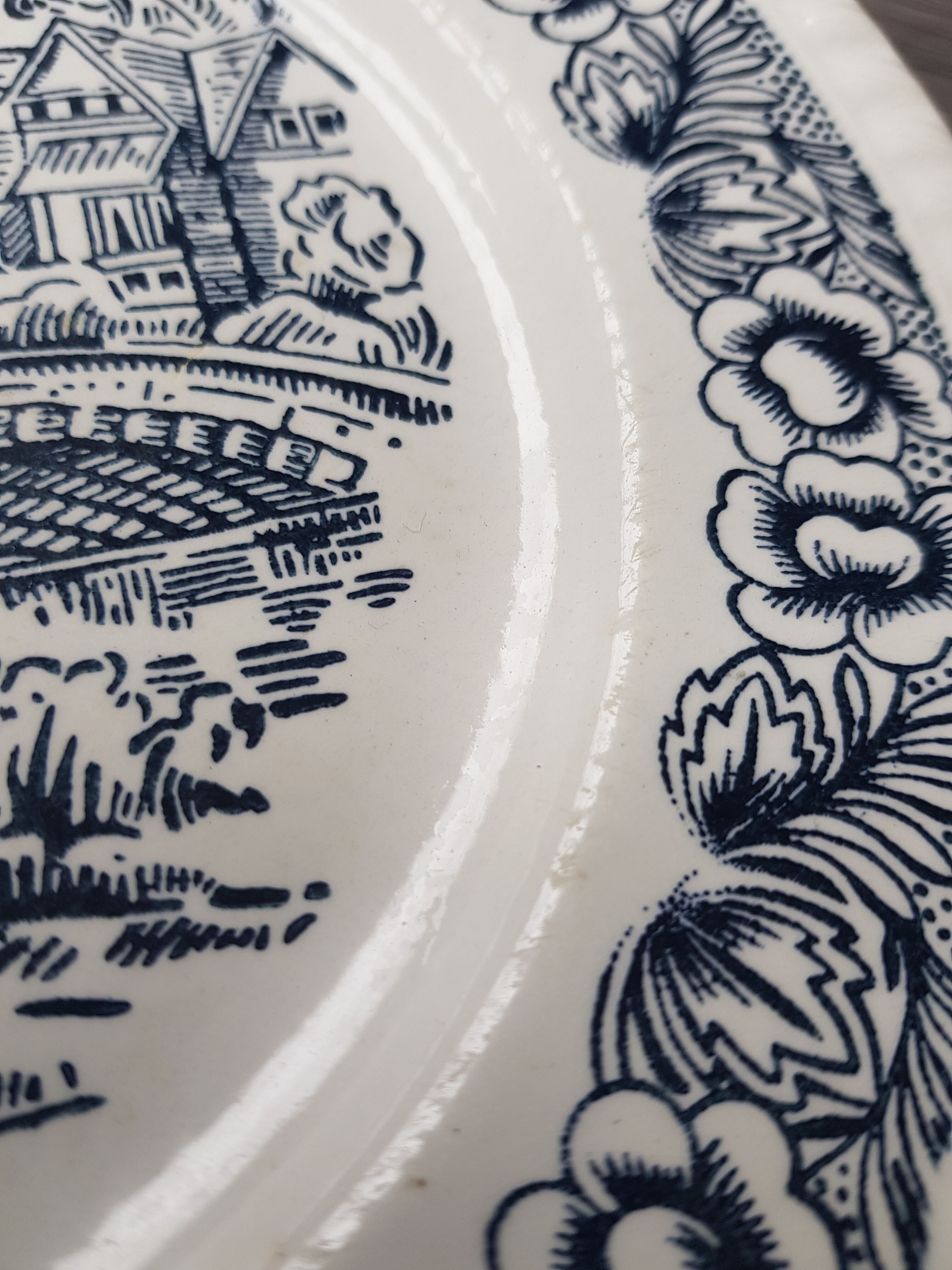Lot de 4 assiettes plates vertes et bleues