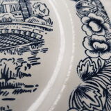 Set of 4 flat green and blue plates