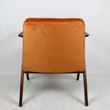 Fauteuil Orange Bunny attribué à Józef Chierowski, 1970