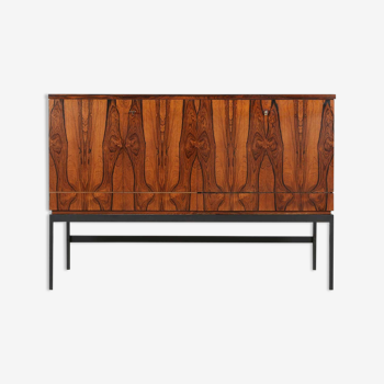 Armoire de bar du milieu du siècle