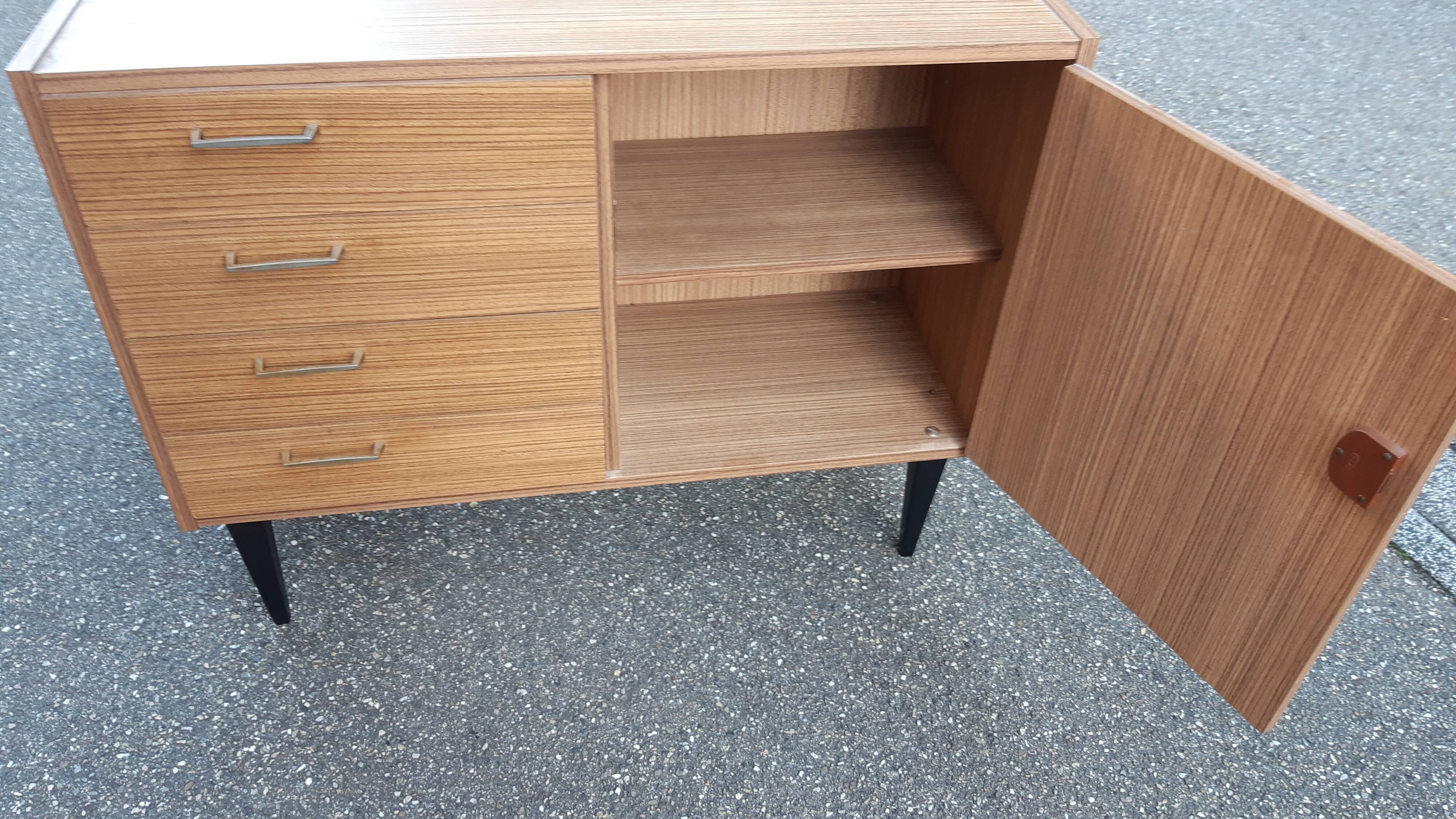 Buffet vintage