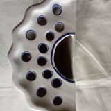 Moustiers flower girl