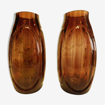 Paire de vases en verre coloré