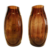 Paire de vases en verre coloré