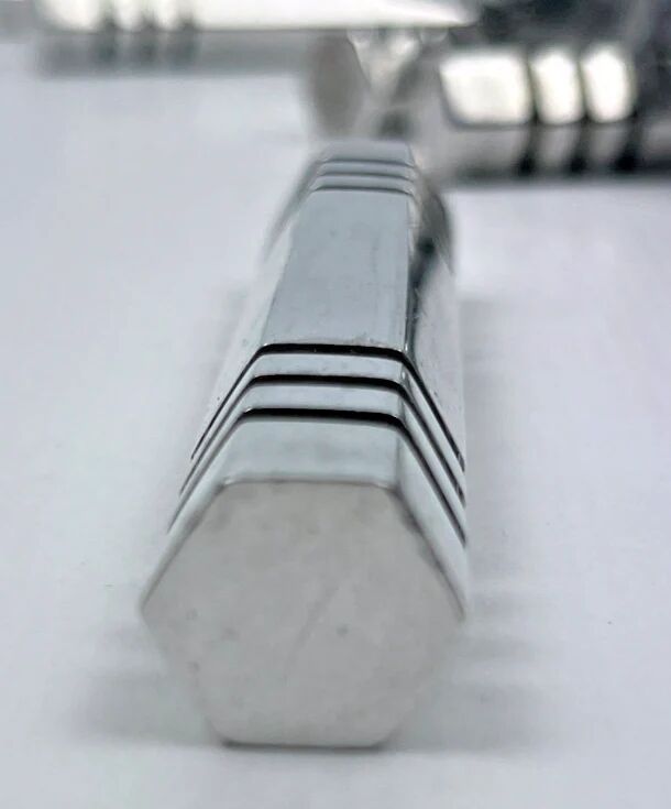 Set of 12 chrome metal knife rests by Louis Prodhon, Art Deco.