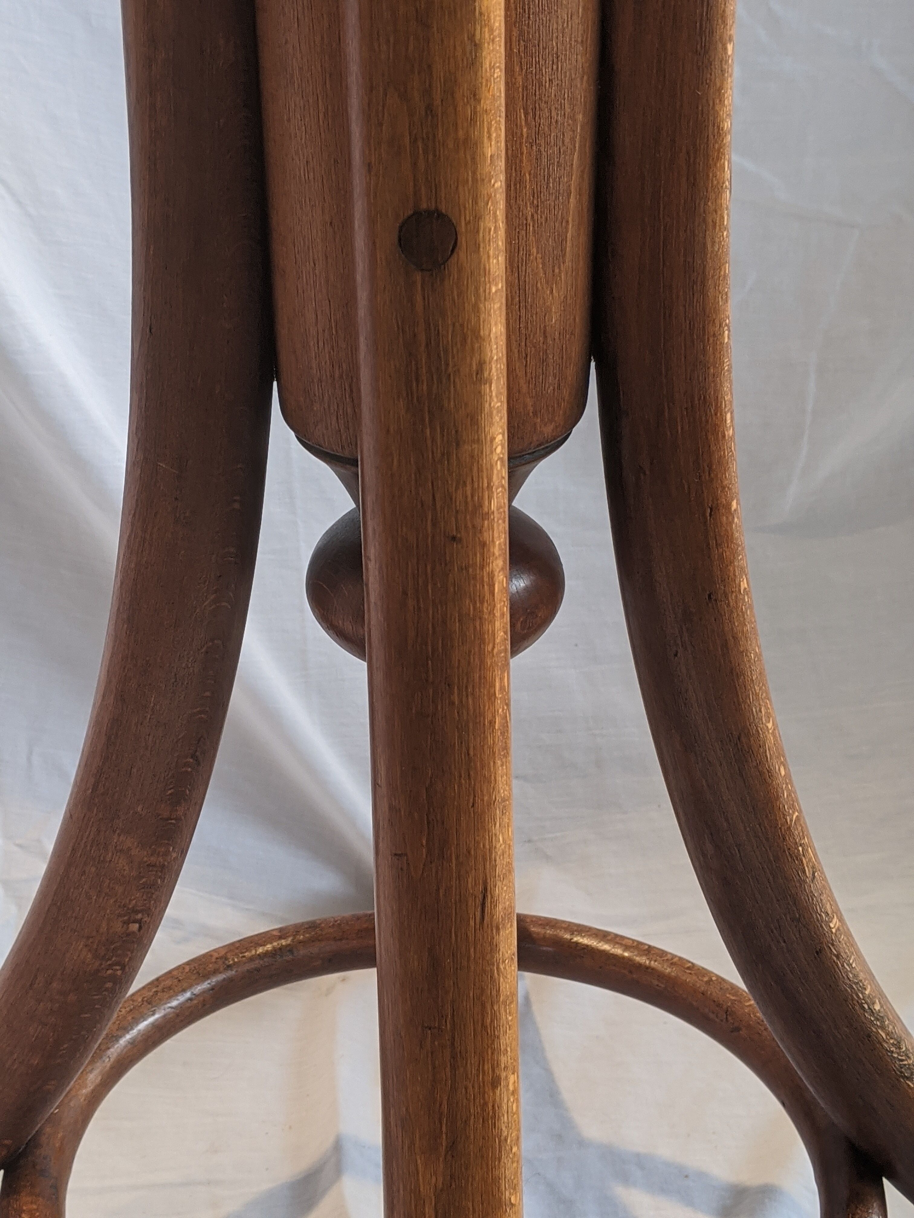 Thonet stool