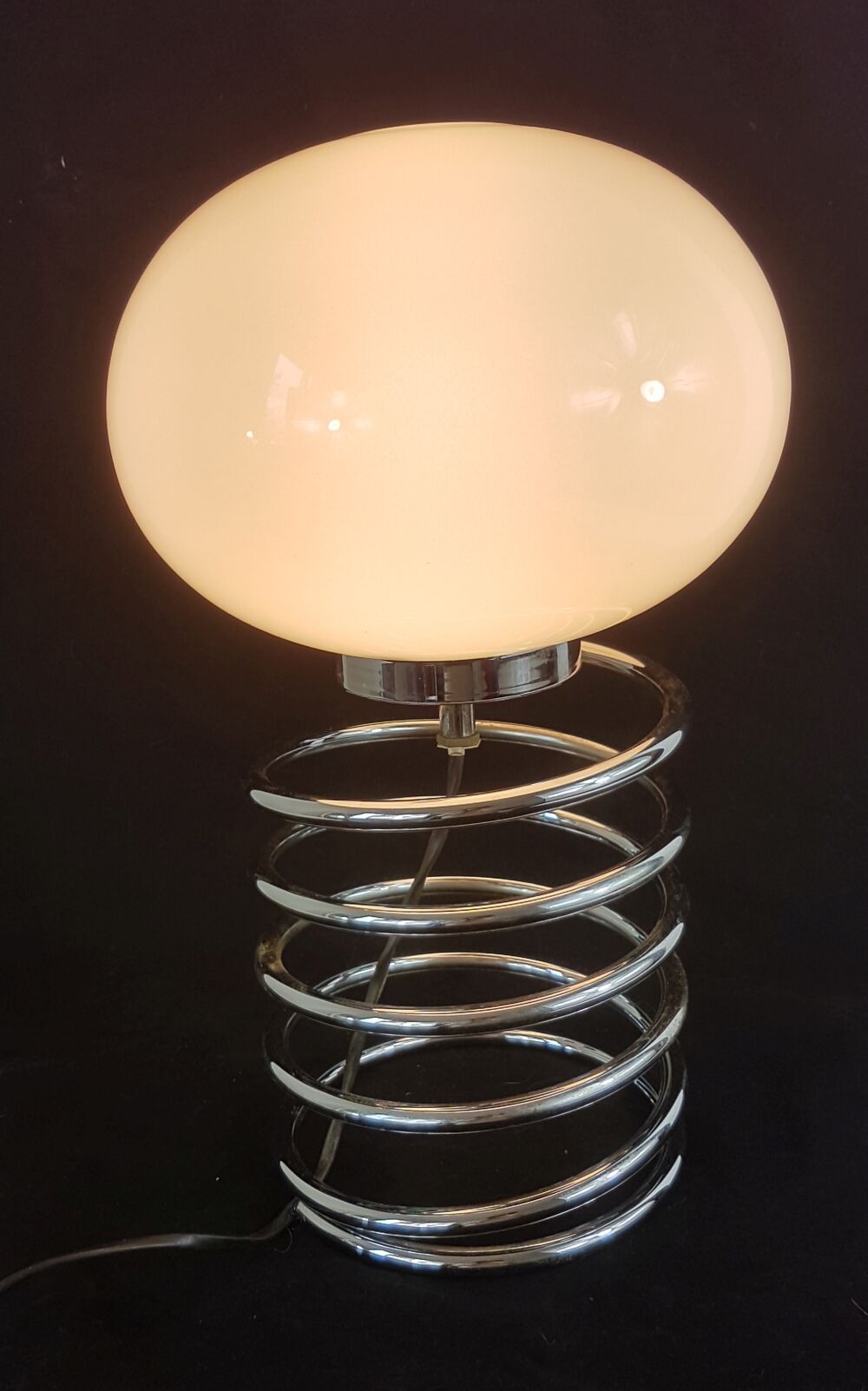 Lamp springs 70s