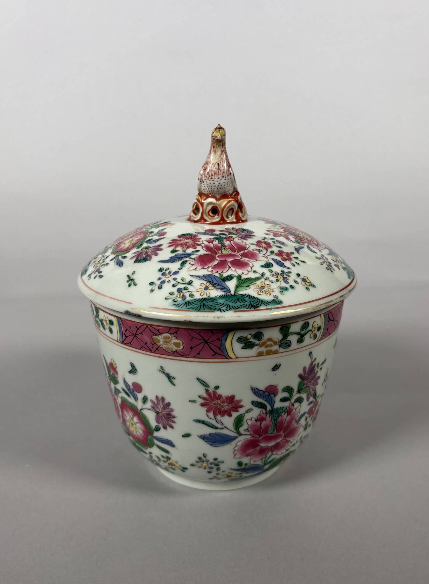 Porcelain bouillon - East India Company - 18th century - China
