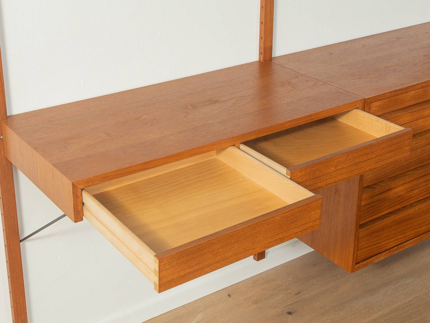 1960s wall shelf Poul Cadovius