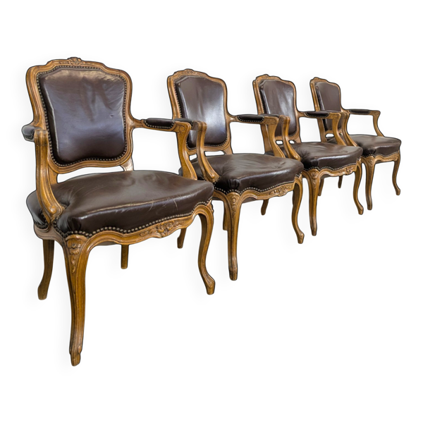 Série de 4 fauteuils de style Louis XV en cuir