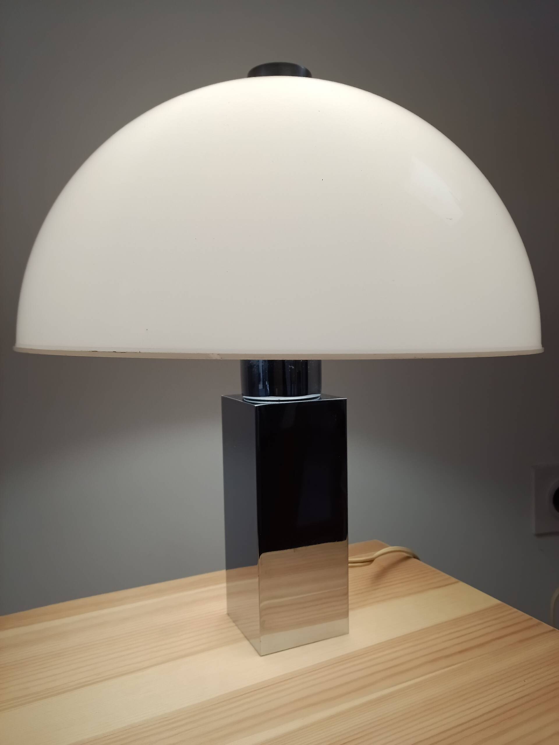 Vintage mushroom lamp, modernist square chrome base.