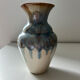 Vase aux coulures bleutées 