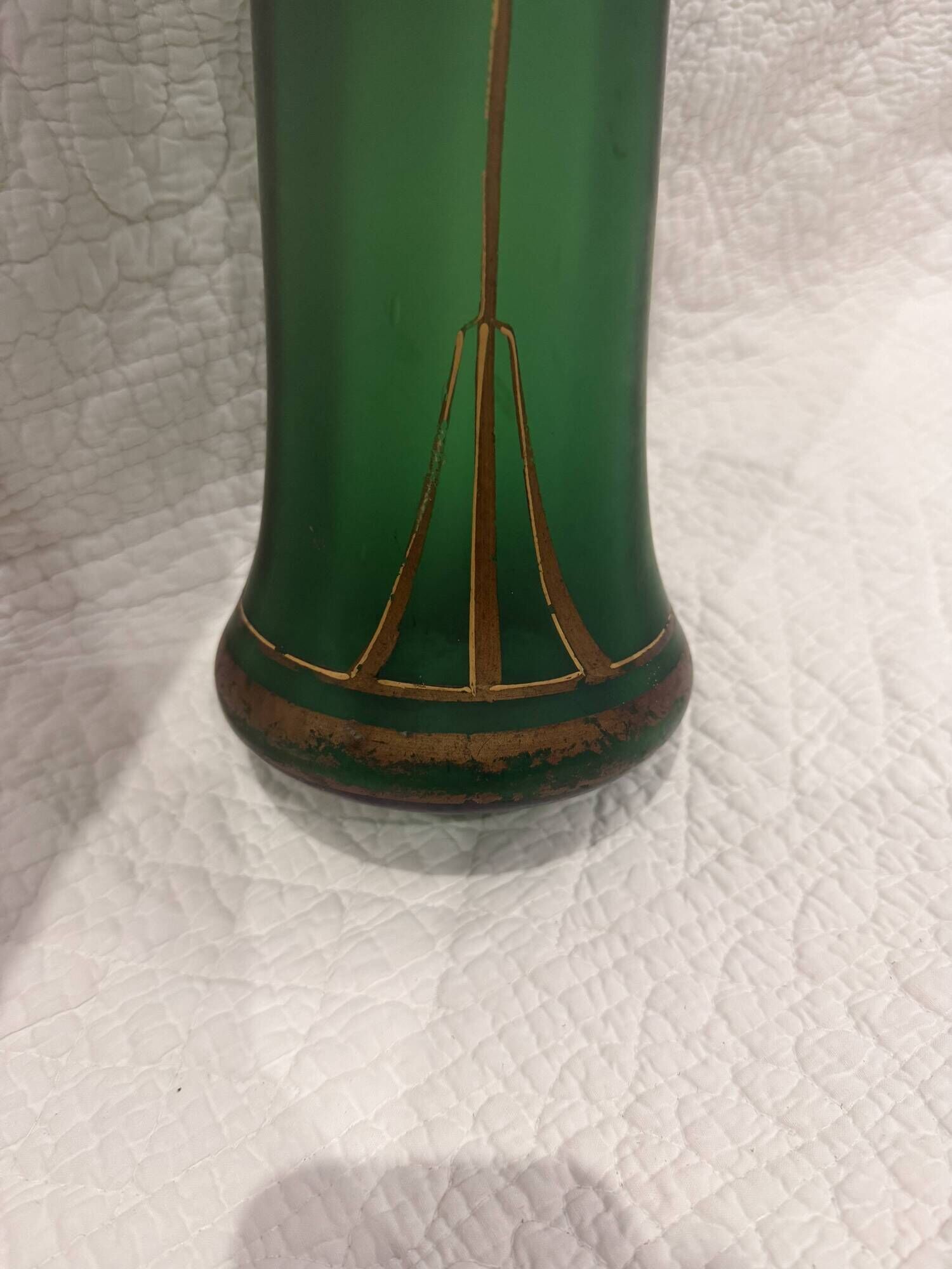 Green vase fontainebleau model