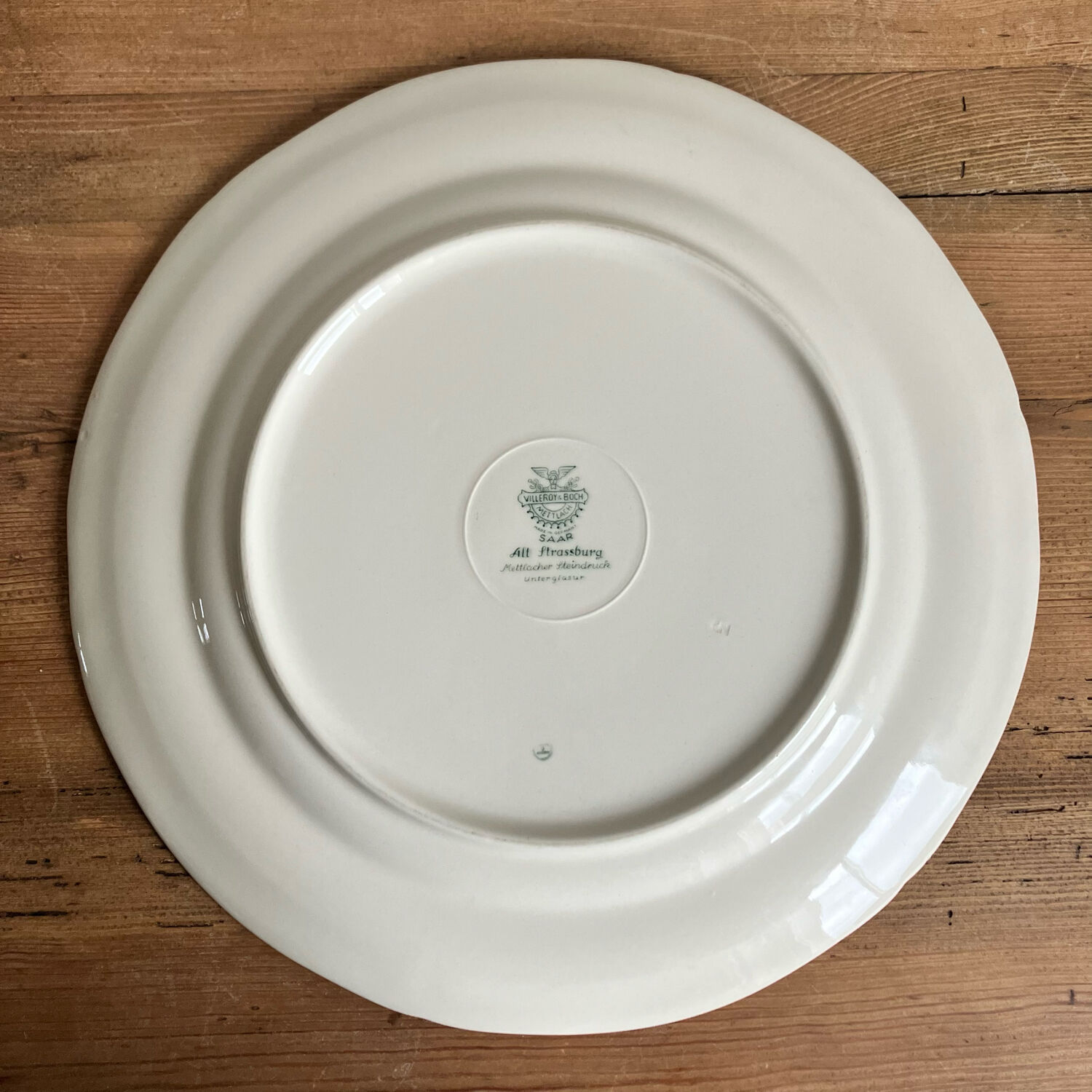 Villeroy & Boch round serving dish