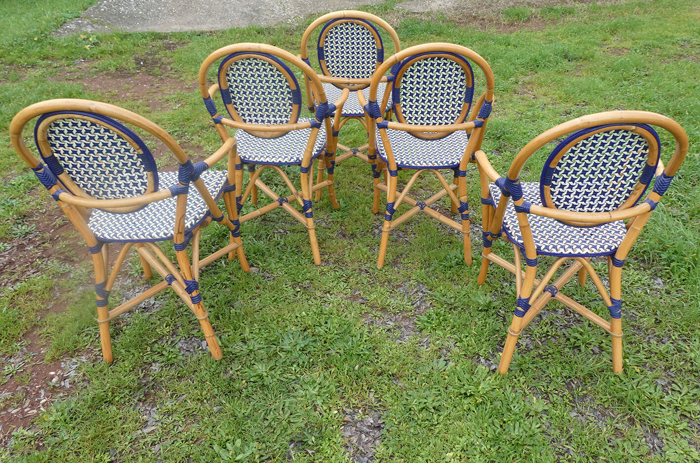 Lot de 5 fauteuils bistrot de terrasse type "parisienne" blanc et bleu