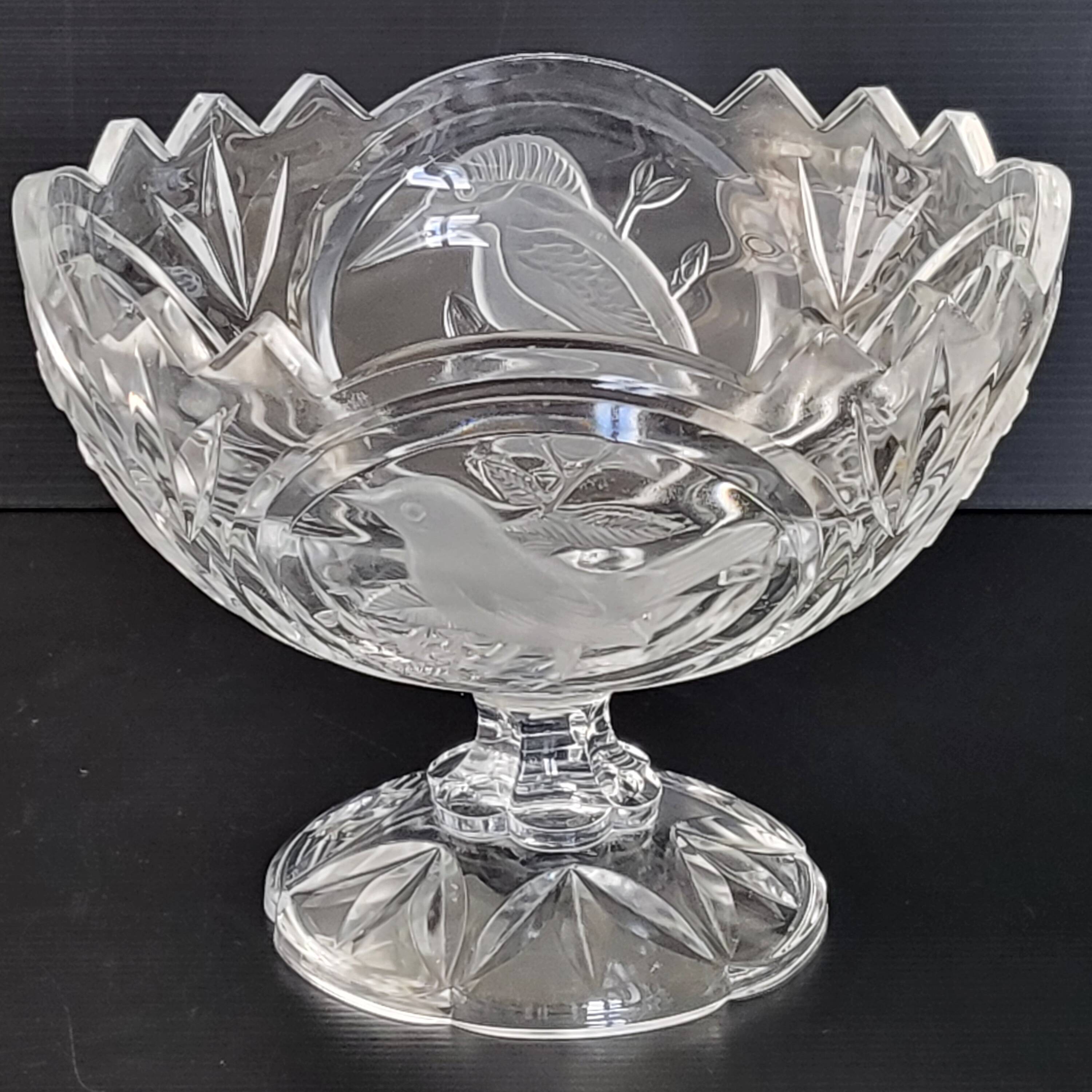 Vintage crystal fruit or candy bowl
