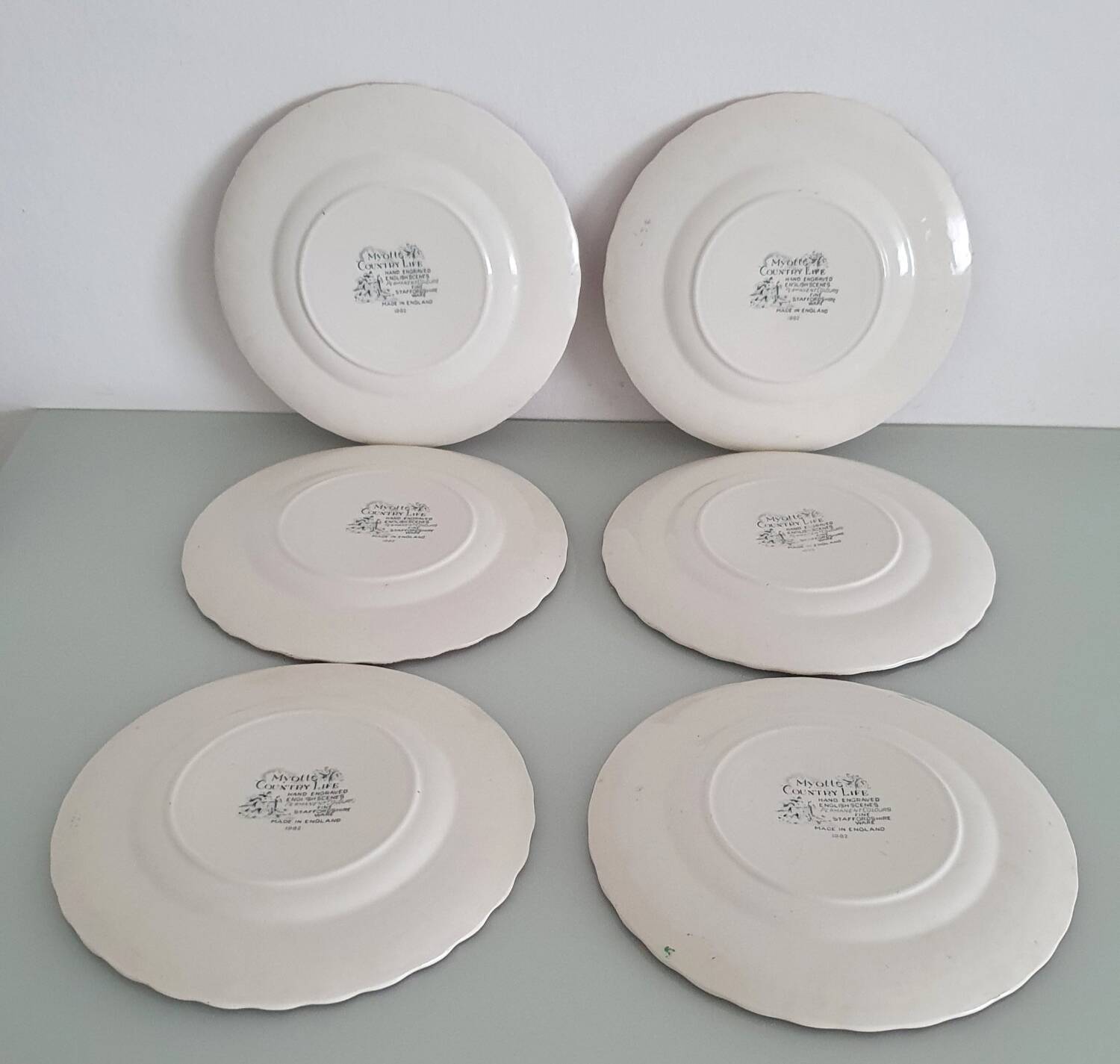 Set of 6 Myotts "Country Life" dessert plates