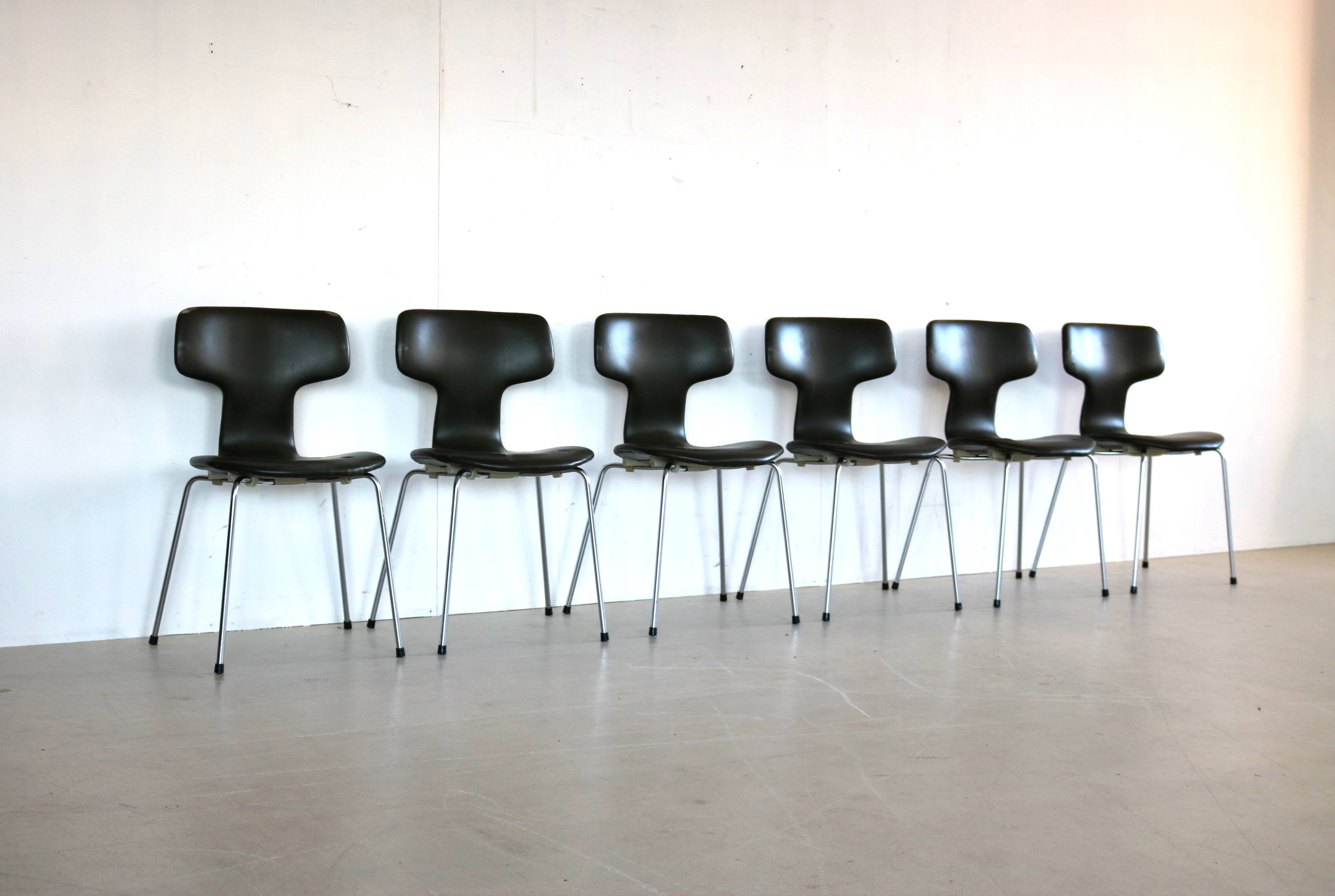 Six chaises « marteau » vintage par Arne Jacobsen pour Fritz Hansen