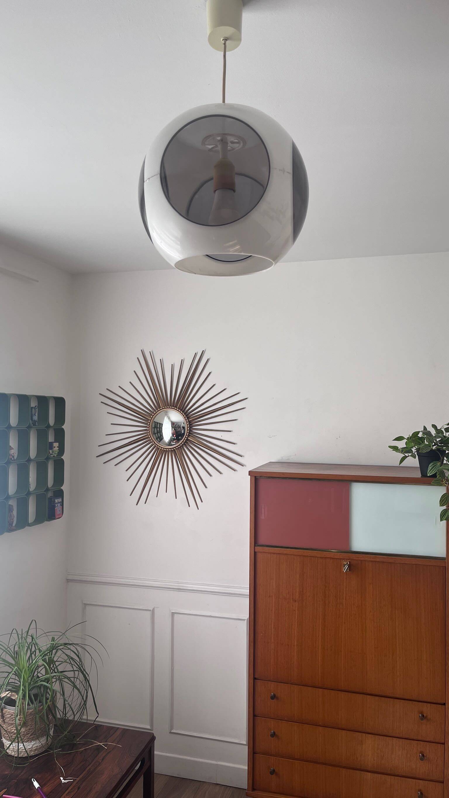 Seventies plastic suspension