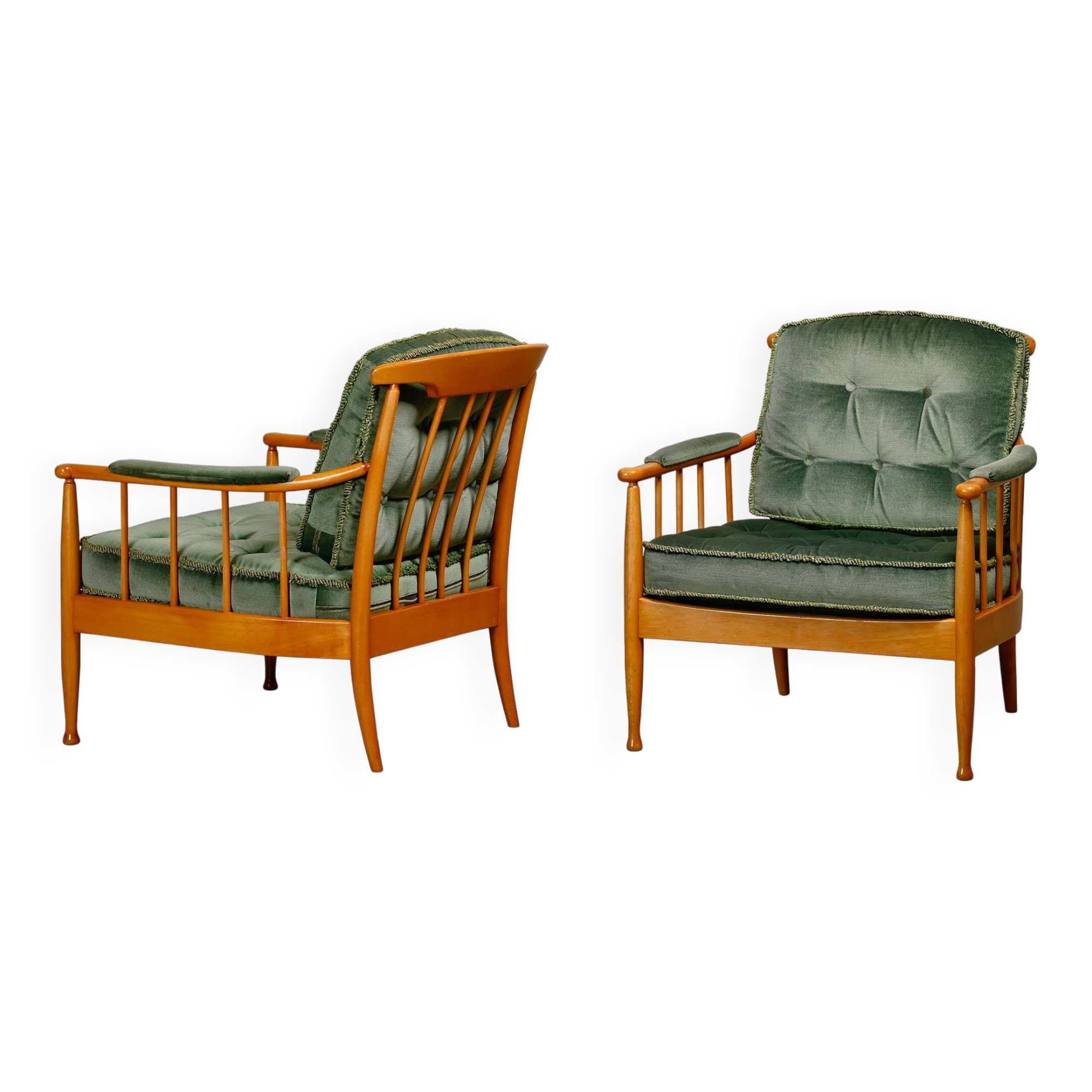 Fauteuils Skrindan en hêtre et velours vert, par Kerstin Hörlin-Homquist, Suède