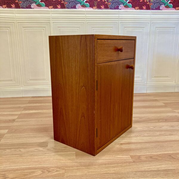 Chevet suspendu design scandinave 1960.