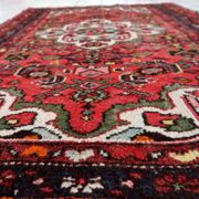 Antique 1920s Persian Hamadan rug, floral medallion, 104cm x 145cm