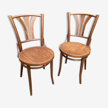 Set of 2 curved wooden bistro chairs