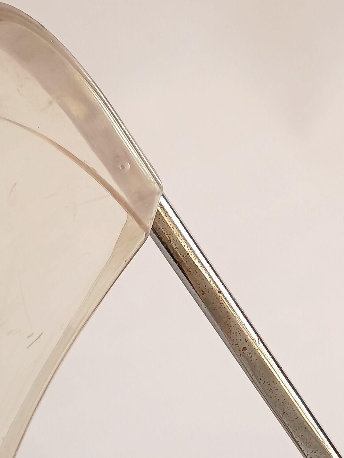 Plia chair by Giancarlo Piretti