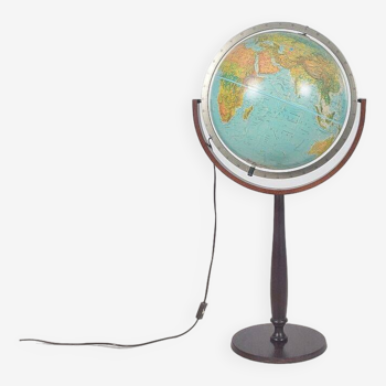 Danish floor globe by Scan-Globe with lighting on a wooden stand, 1982