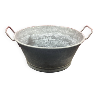 Old small zinc basin