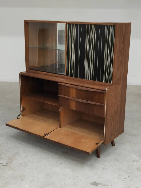 Buffet vaisselier U372/386 B.Landsman et H.Nepozitek pour Jitona 1960