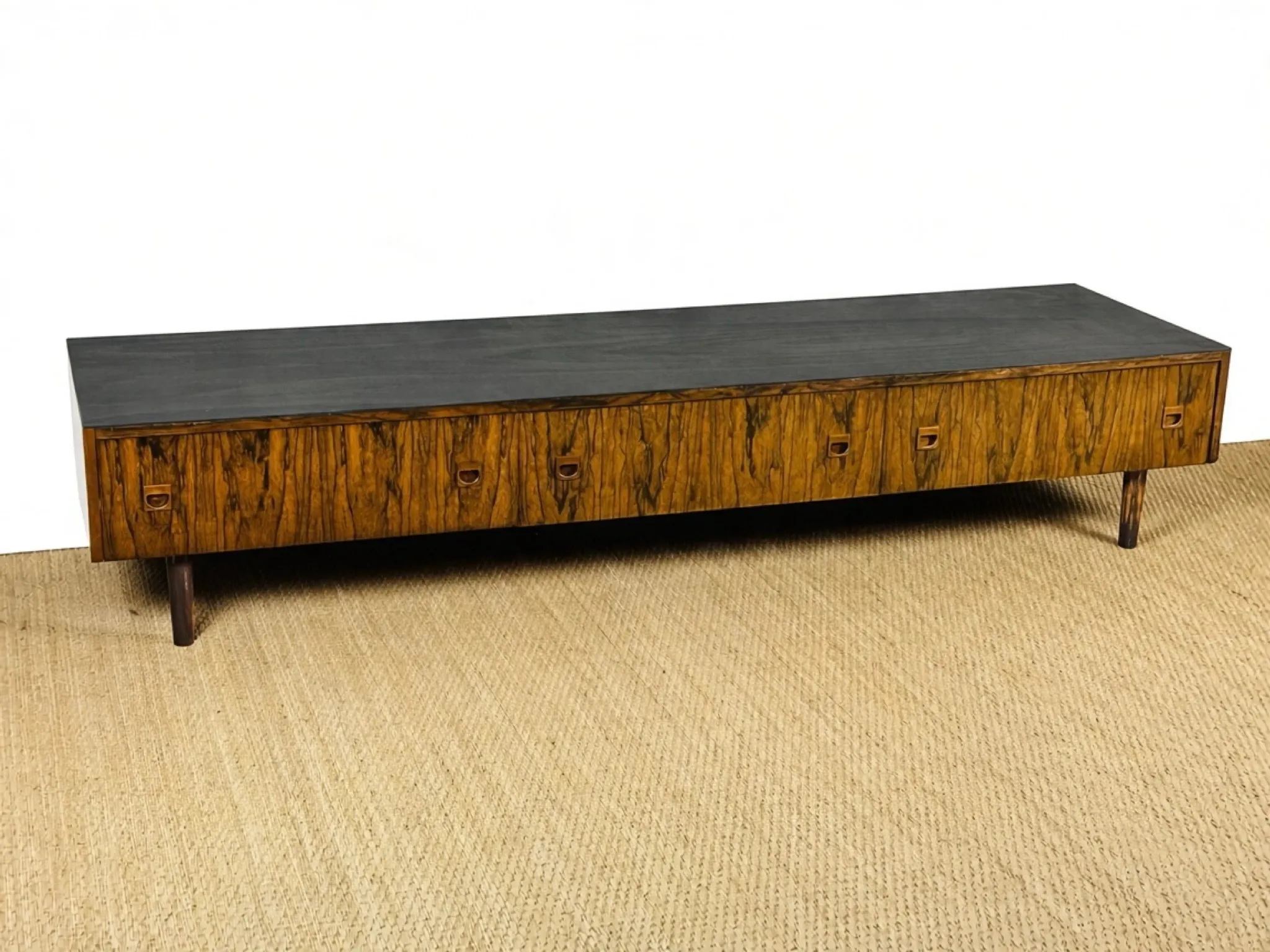 Enfilade scandinave en palissandre 1960