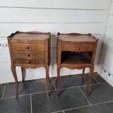 Paire de tables de chevet style Louis XV en chêne