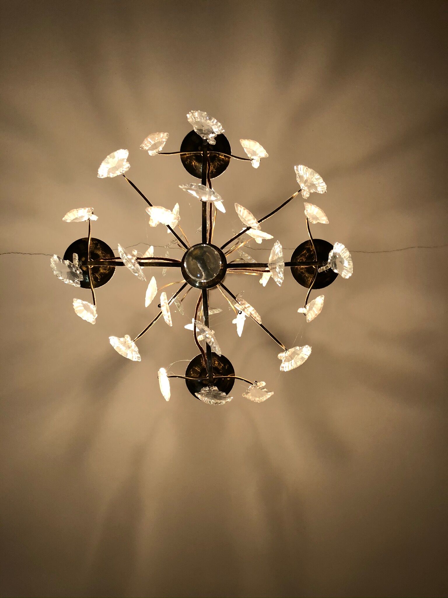 4-light chandelier