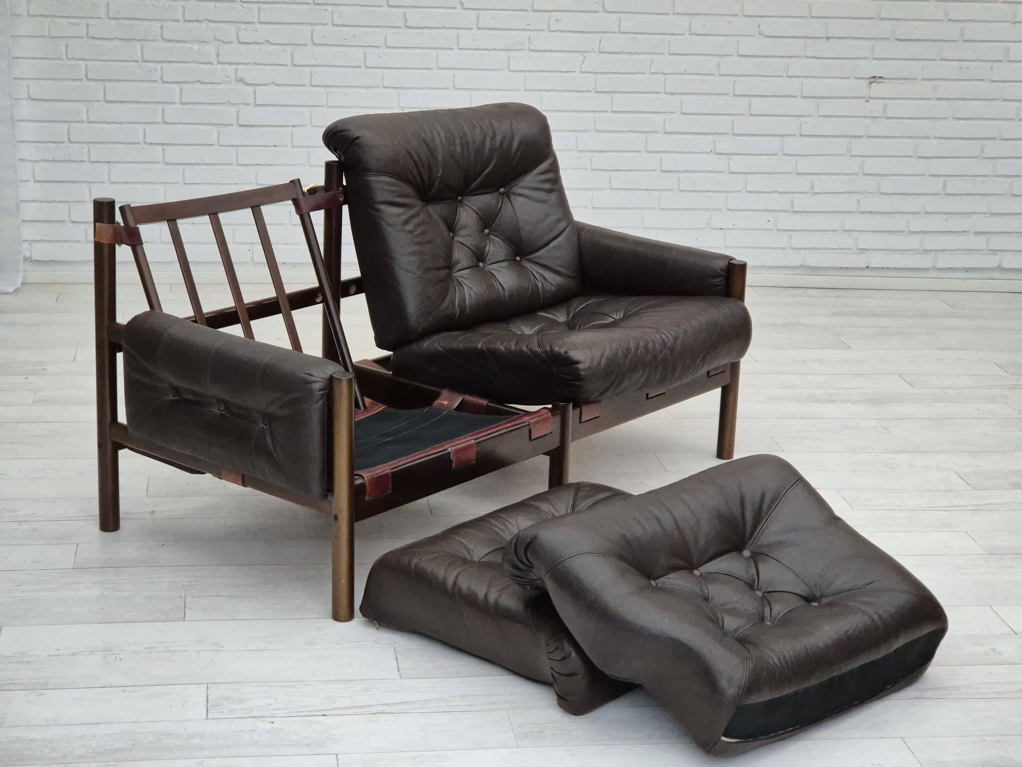 Années 1970, design norvégien par Ivar Opsvik pour Bruksbo Norvège, canapé 2 places, modèle "Safari".