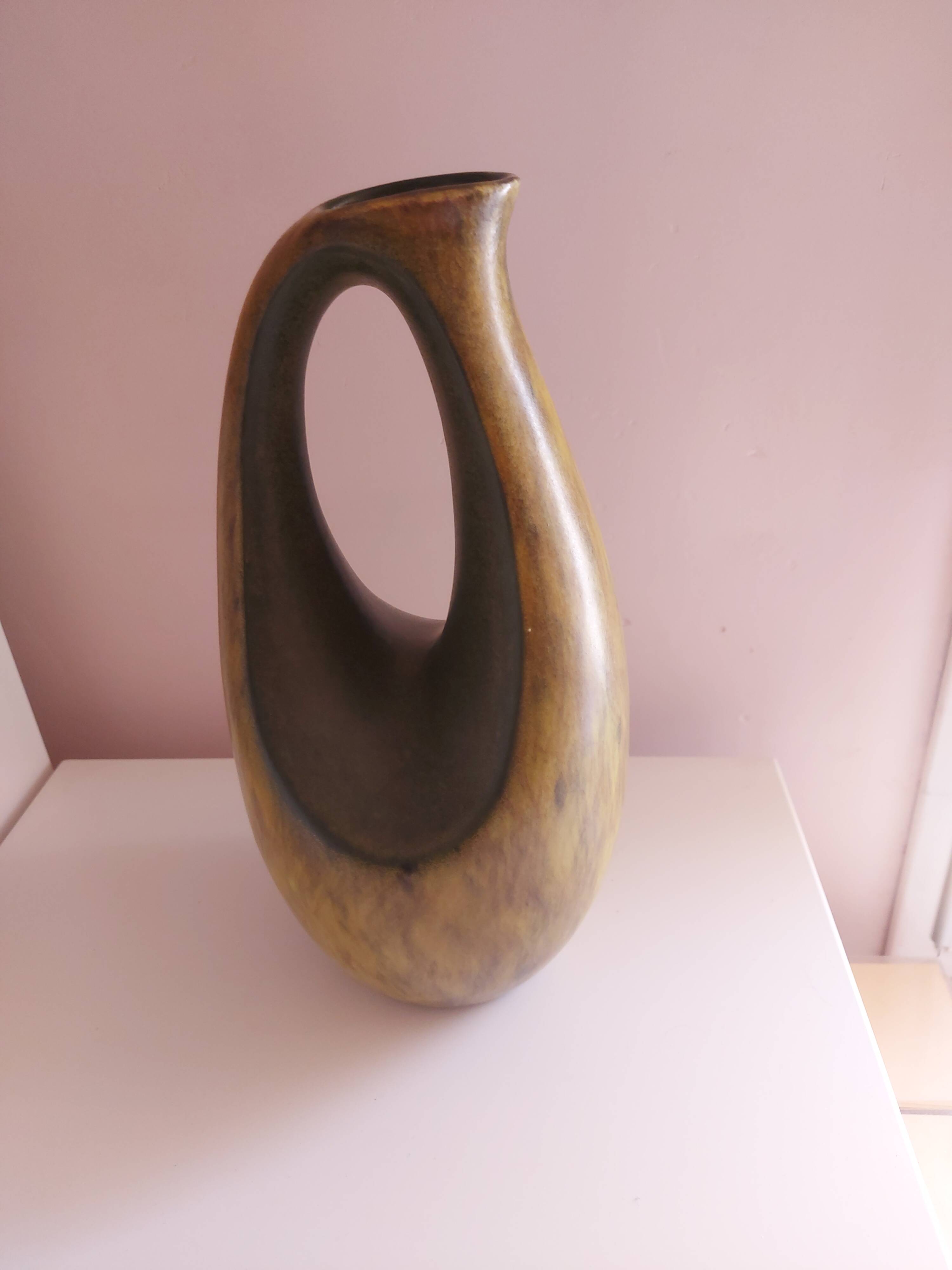 St Clement ceramic vase