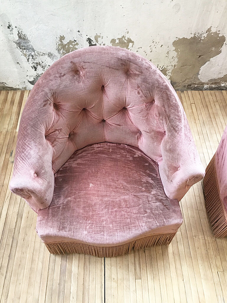 Armchairs pink captionne toad