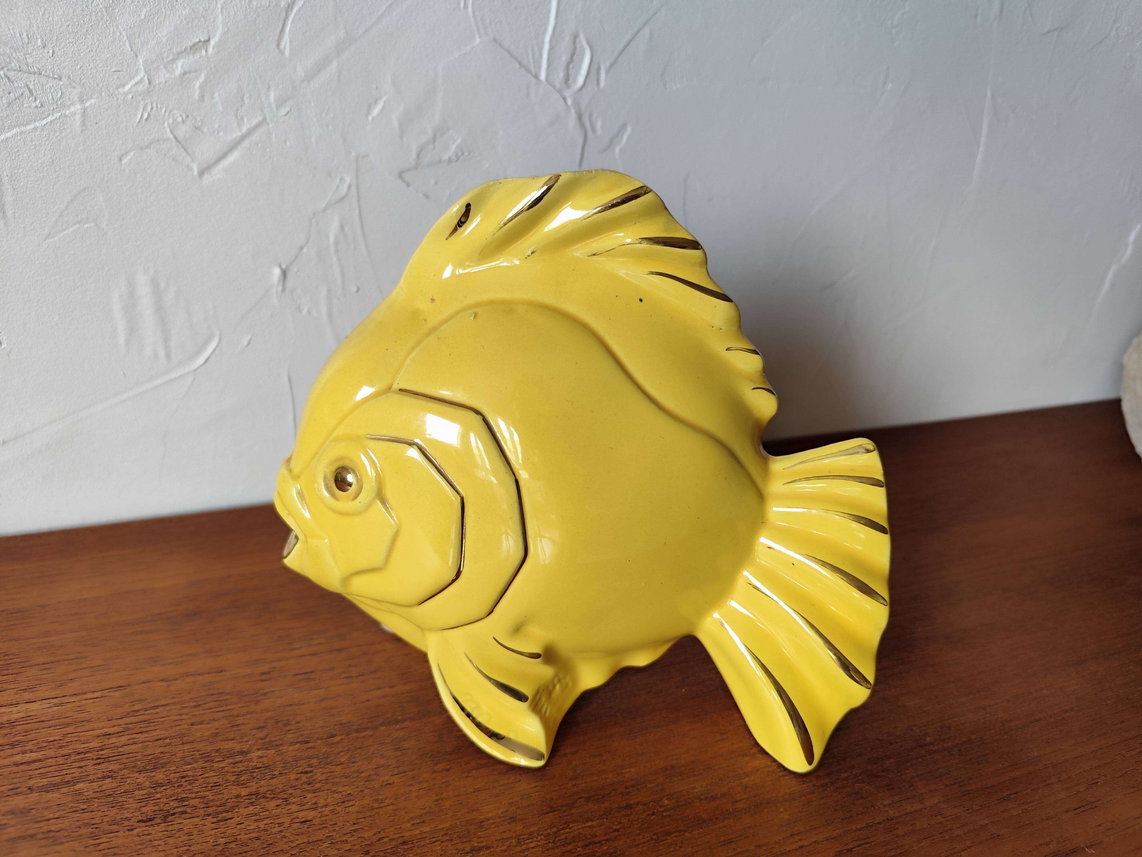 Saint Clément fish ceramic