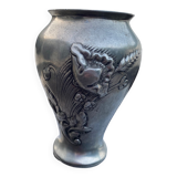 Vase en étain signé st lambert