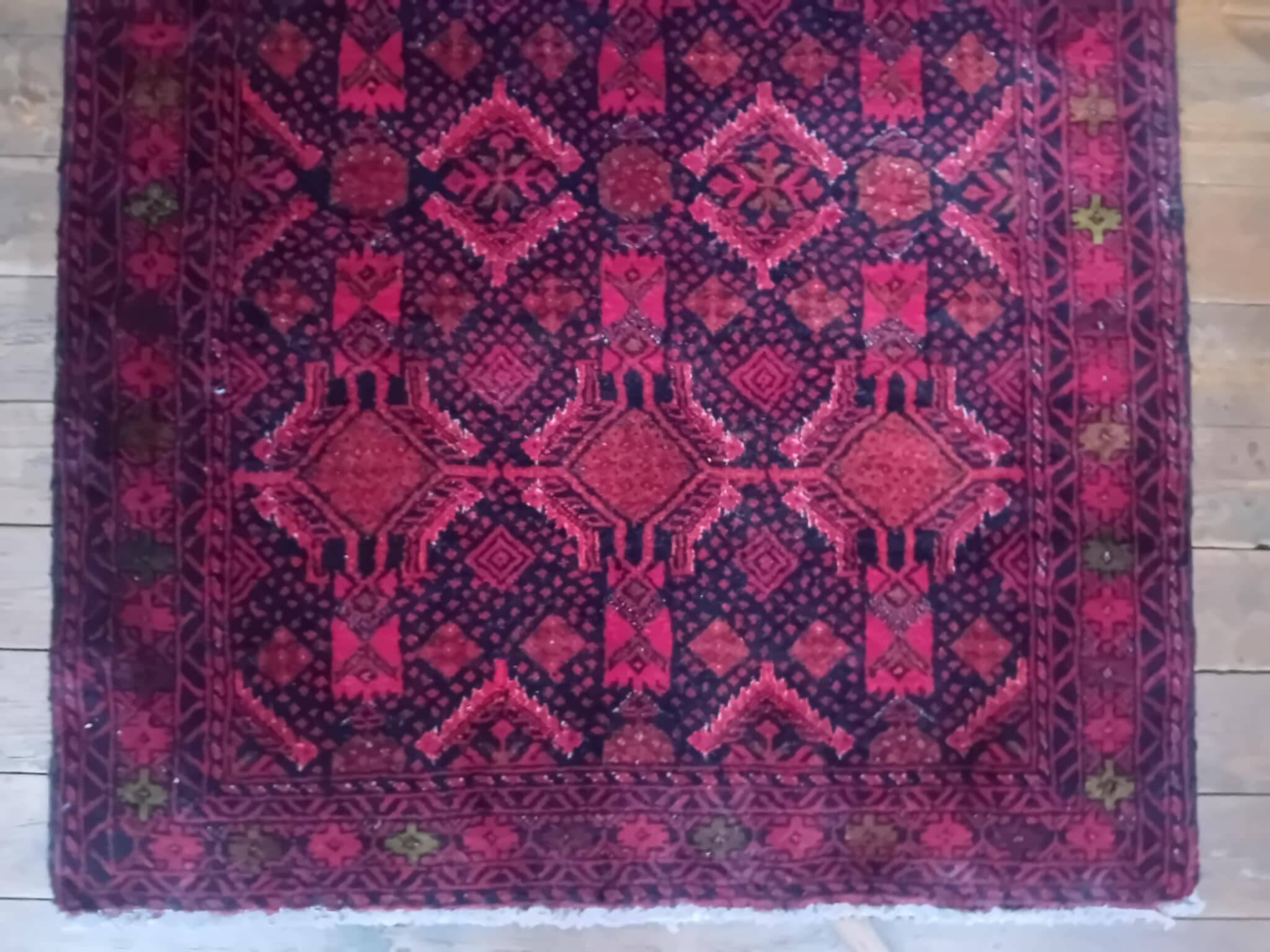 Handmade Persian Beluch Rug 198x105cm