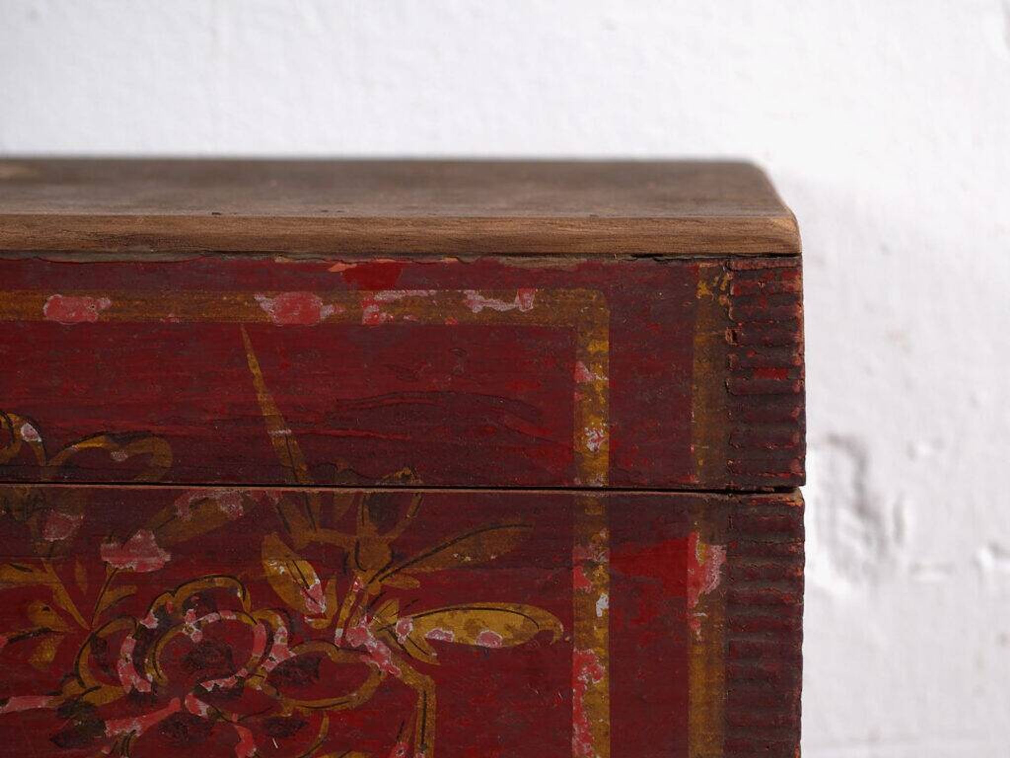 Ancient Asian chest (c.1900) #38